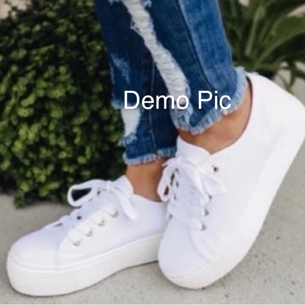 STEVE MADDEN - Mayra White Canvas Platform Sneakers - Tennis shoes. 8 - New - Picture 4 of 5